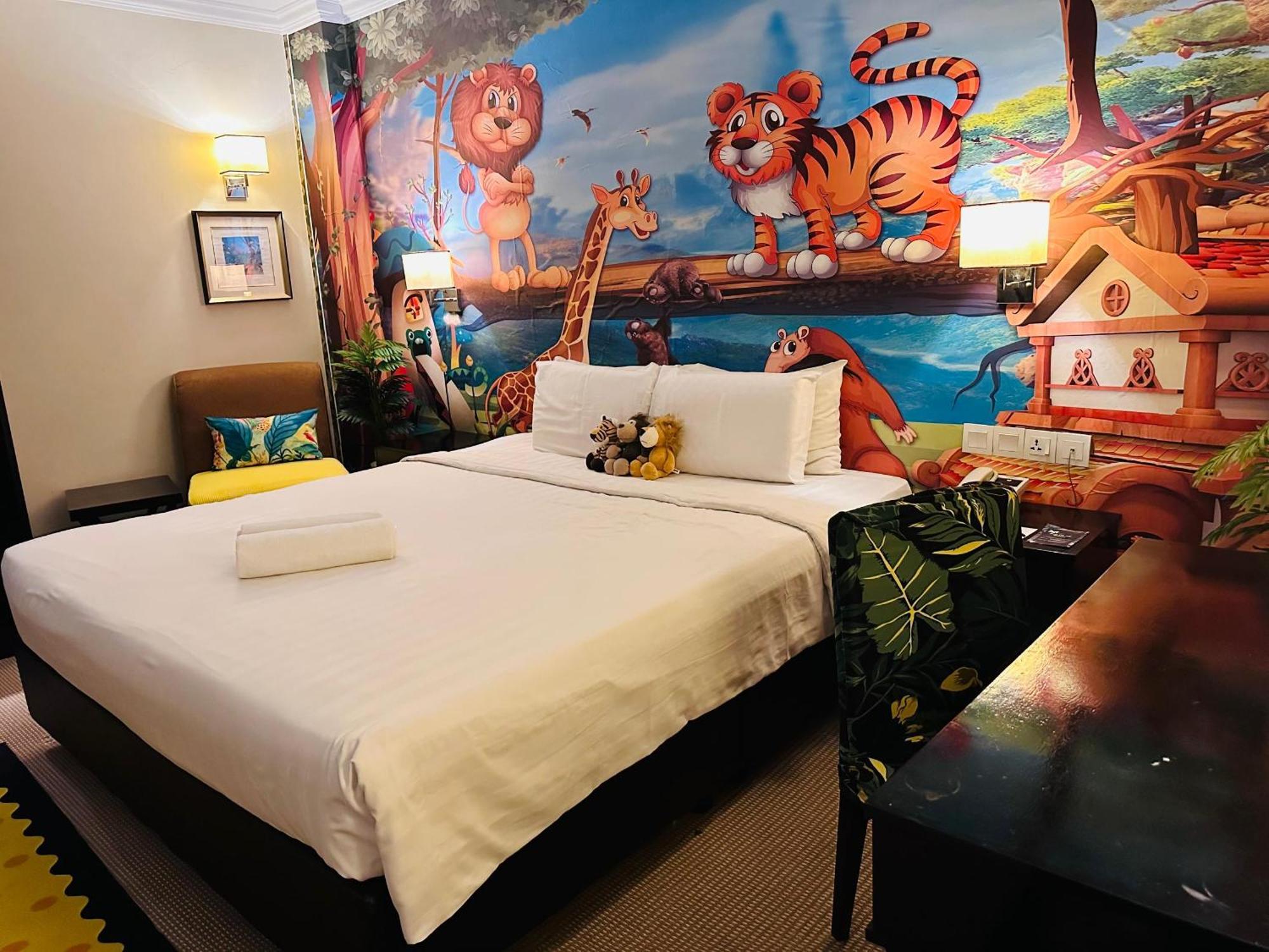 Hotel Merchant 3*